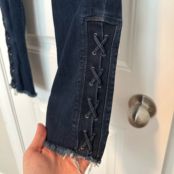 Express Jeans - Picture 4 of 8